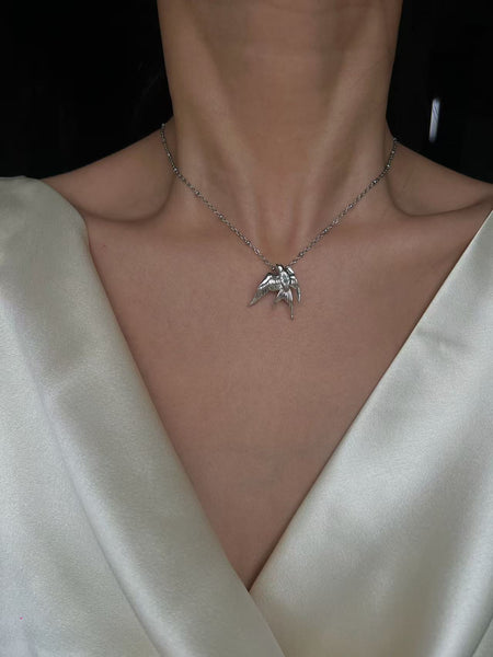 Vintage Relief Bird Thin Bead Chain Necklace